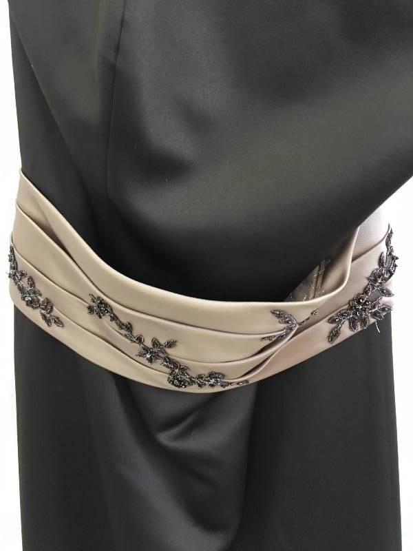 lot 350 image: brown forever your dress size 14