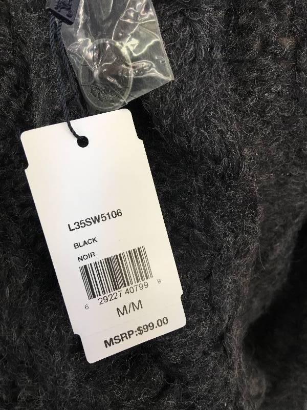 lot 495 image: Black medium shawl retail $99