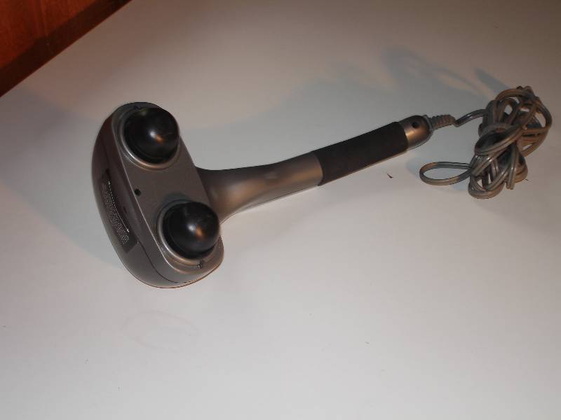 lot 519 image: Back massager