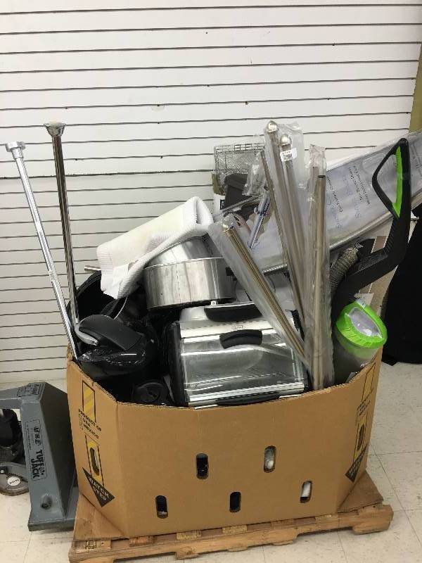 lot 336 image: pallet of repairable  merchandise