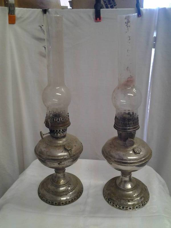 lot 15 image: Aladdin Model #5, Aladdin #6 Oil Lanterns
