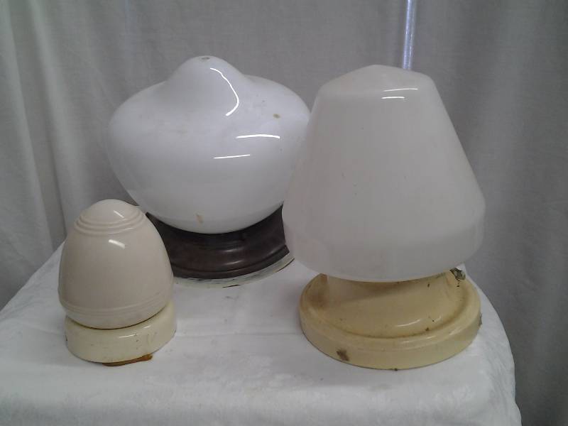 lot 32 image: 3-Vintage Ceiling Light Fixtures