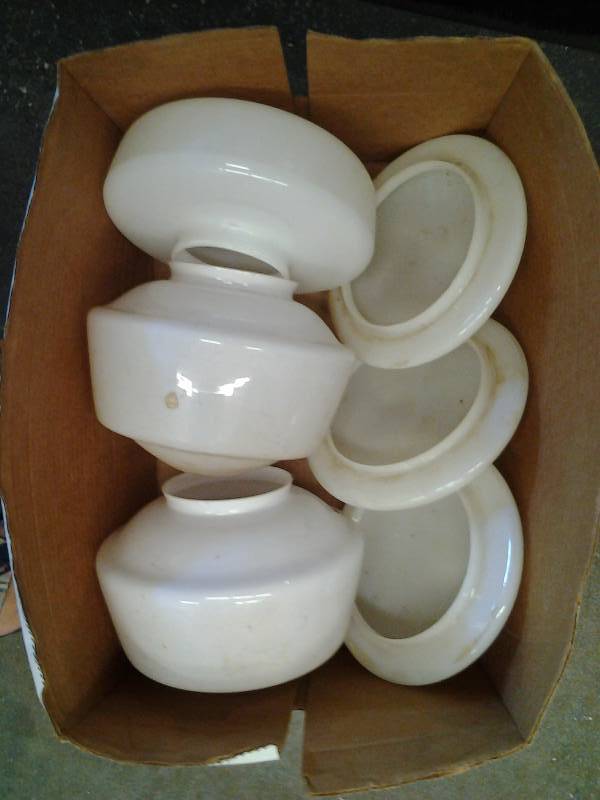 lot 64 image: 6-Glass Globes