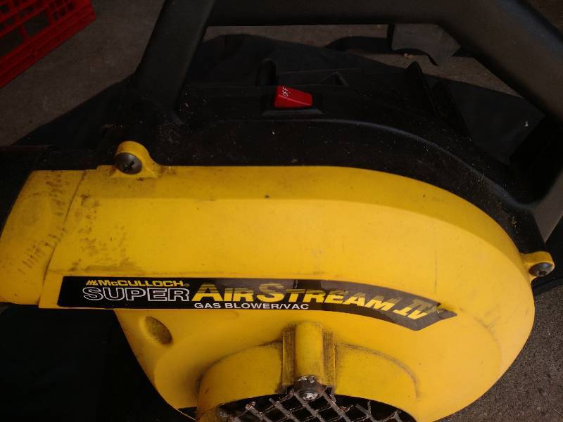 McCulloch Gas Leaf Blower, works
