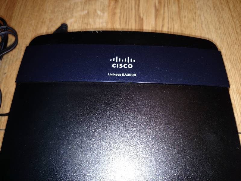 Cisco  EA3500 Router- powers up