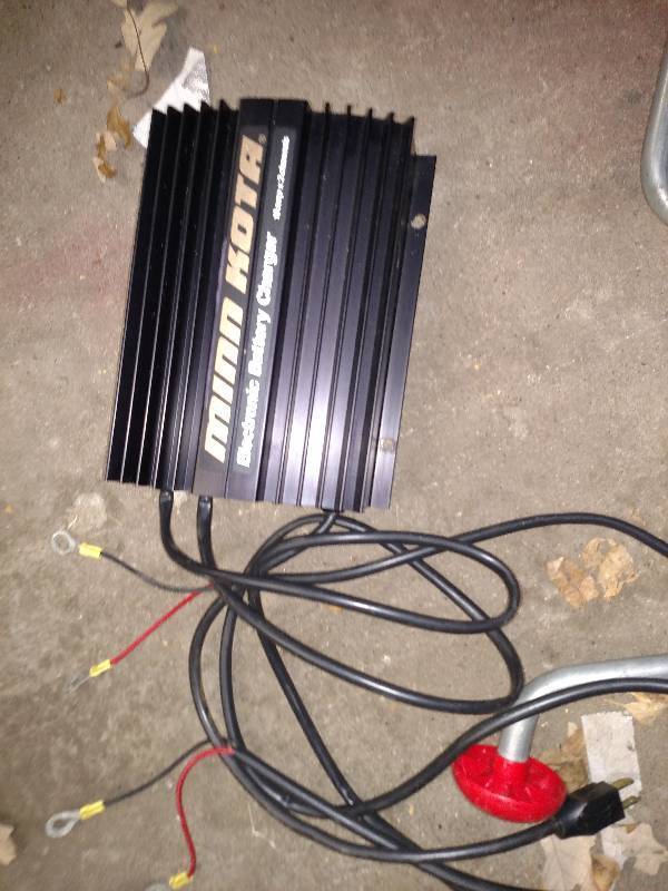 Minn Kota Battery Charger, Like New Model BC20