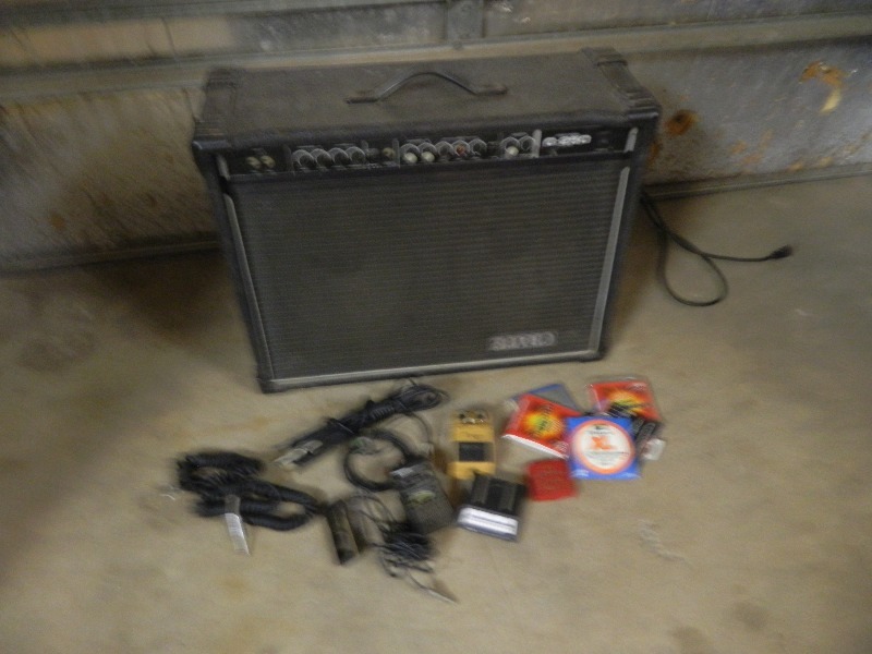 lot 6 image: Crate Guitar Amplifier
