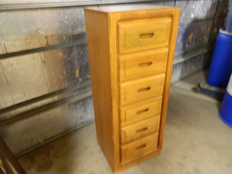 lot 20 image: 6 Drawer Tall Tower  Nightstand