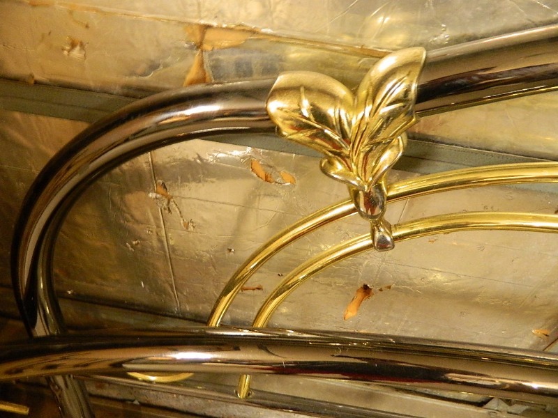 lot 23 image: Metal Headboard and Footboard