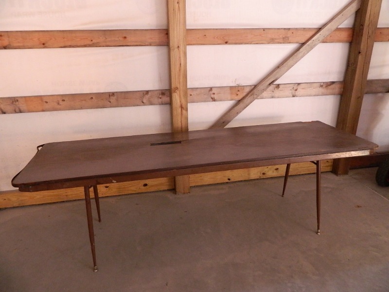 lot 34 image: 8 Ft Folding Table