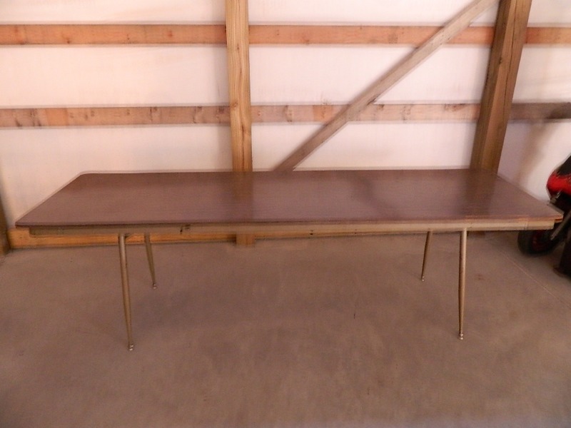 lot 36 image: 8 Ft Folding Table
