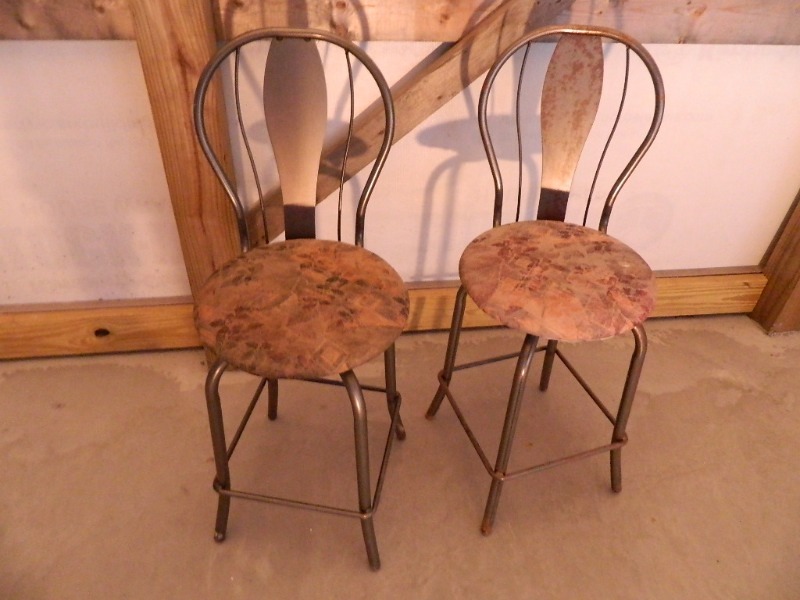 lot 43 image: 2 Steel Framed High Bar Stools