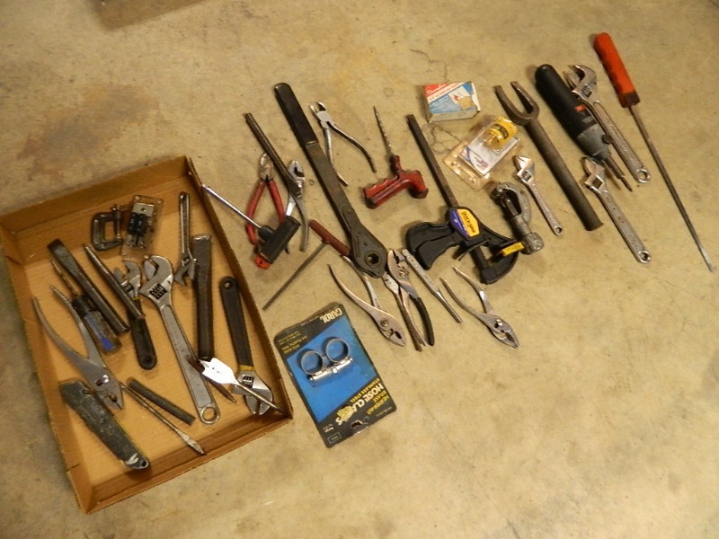 lot 62 image: Assorted Wrenches and Hand Tools
