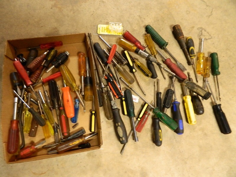 lot 69 image: Assorted Screwdrivers