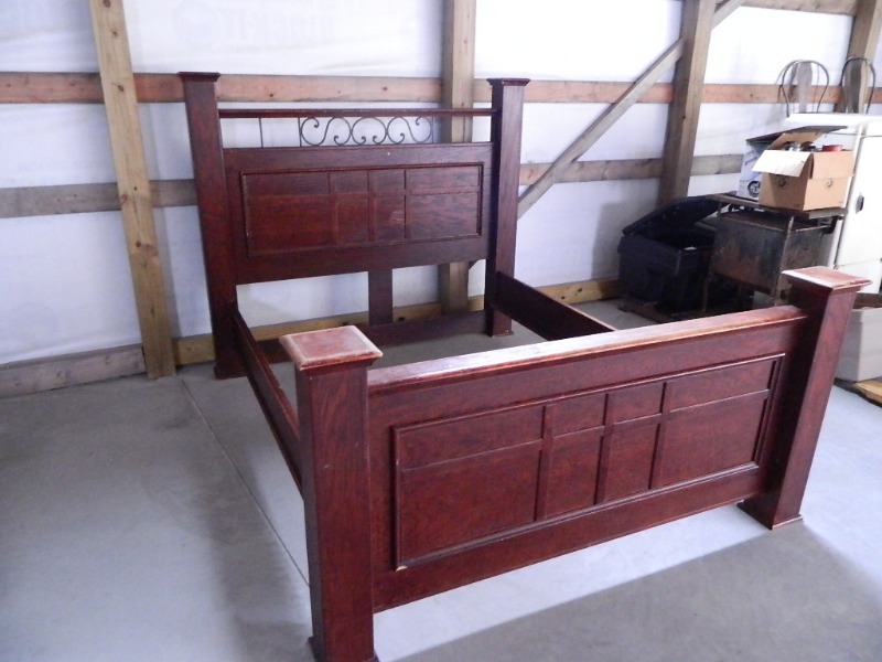 lot 47 image: Large Queen Bed Frame