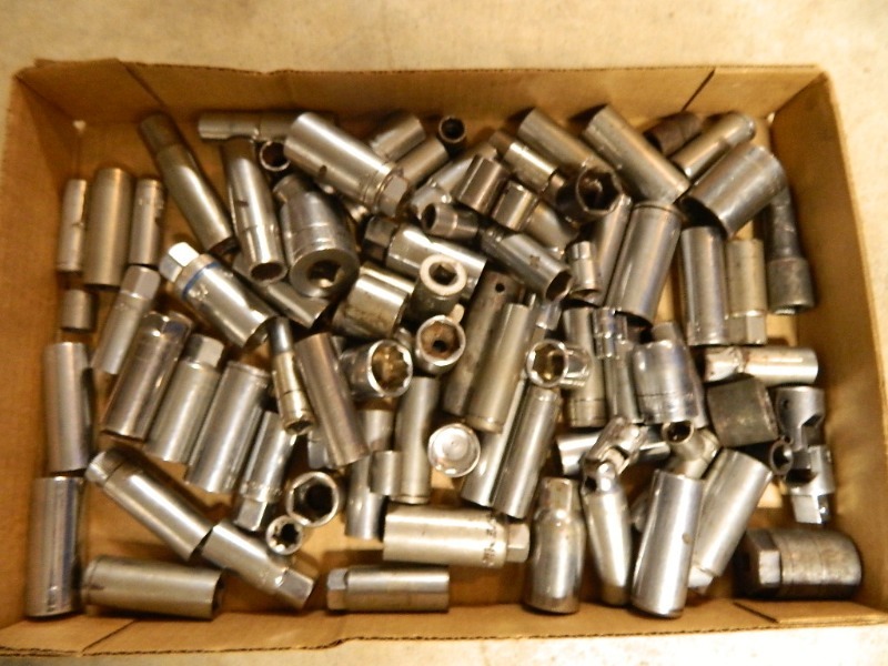 lot 81 image: More Sockets