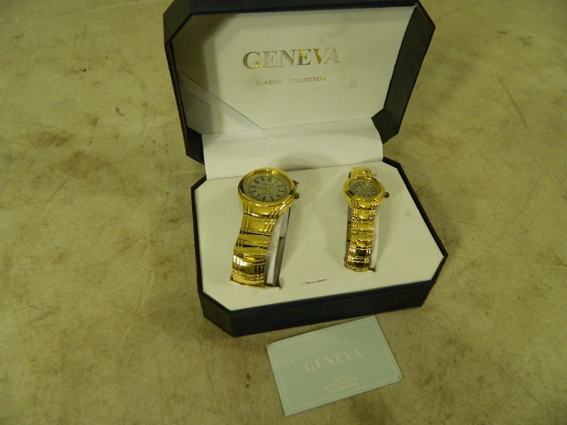 lot 85 image: New Watch Set