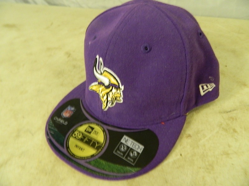 lot 104 image: Infant Mn Vikings Hat