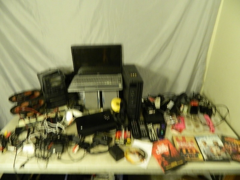 lot 166 image: Assorted Electronics