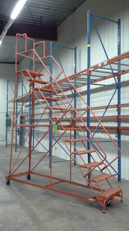 9.5 Rolling Warehouse Ladder