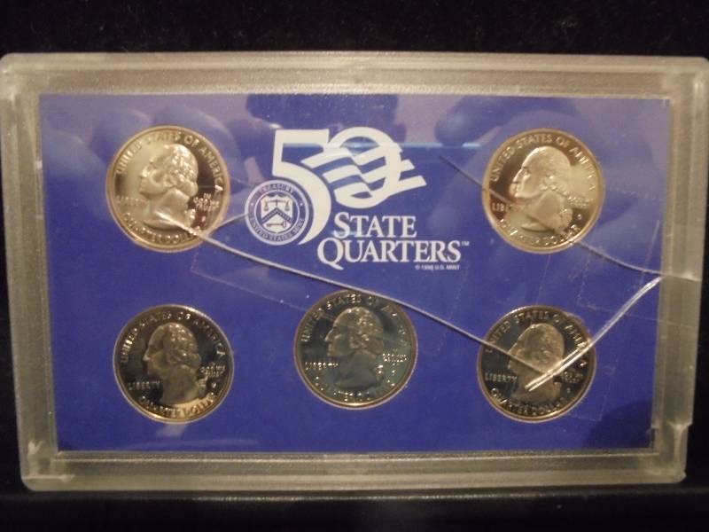 1999 US Mint 50 State Quarters Proof Set