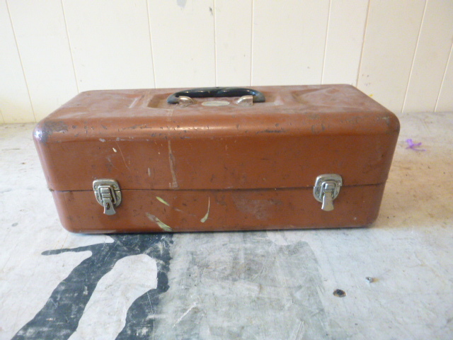 lot 61 image: Vintage J.C. Higgins Metal Tackle Box