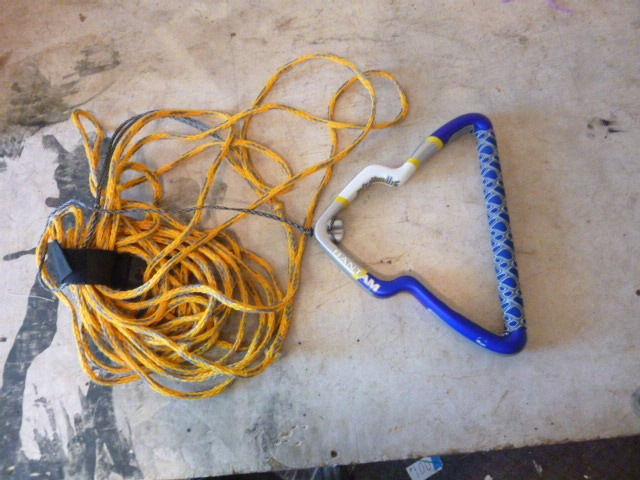 lot 66 image: Straight Line Bantam Tow Bar