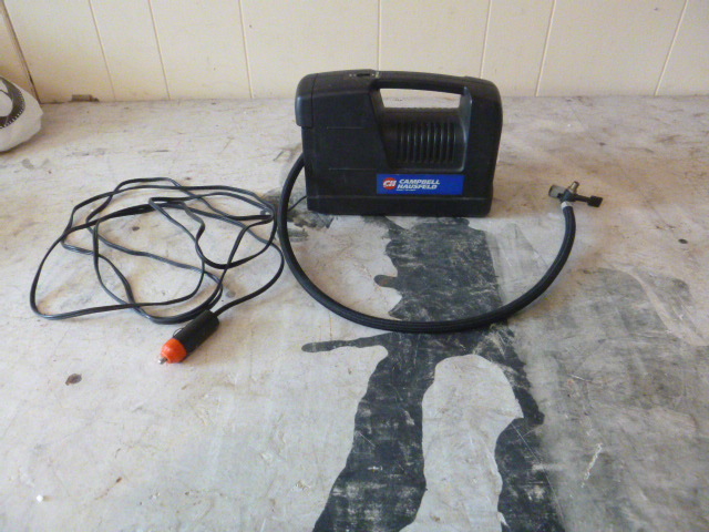 lot 105 image: Campbell-Hausfeld Air Compressor