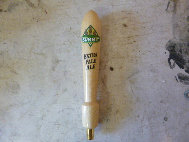 lot 139 image: Summit Extra Pale Ale Beer Tap