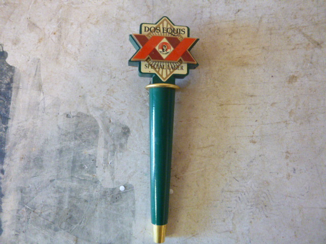 lot 140 image: Dos Equis XX Special Lager Beer Tap