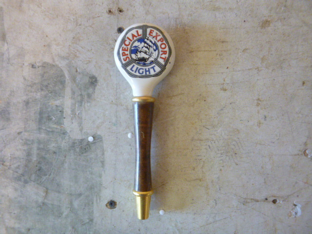 lot 142 image: Special Export Light Beer Tap