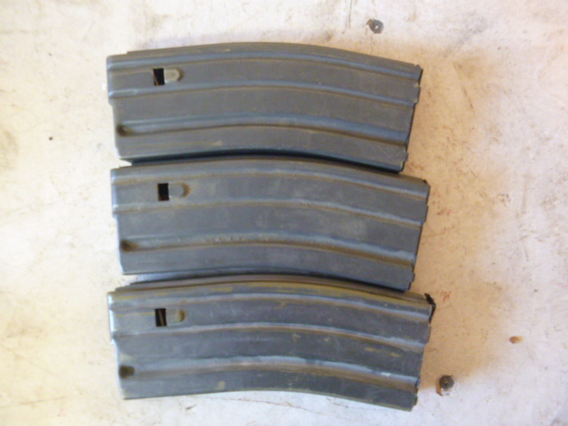 lot 185 image: 3 Rifle Clips