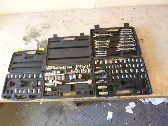 lot 190 image: Miscellaneous Sockets
