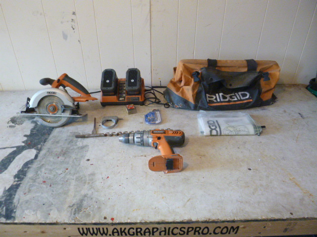 lot 193 image: Ridgid 18 Volt Cordless Circular Saw R45 and Drill