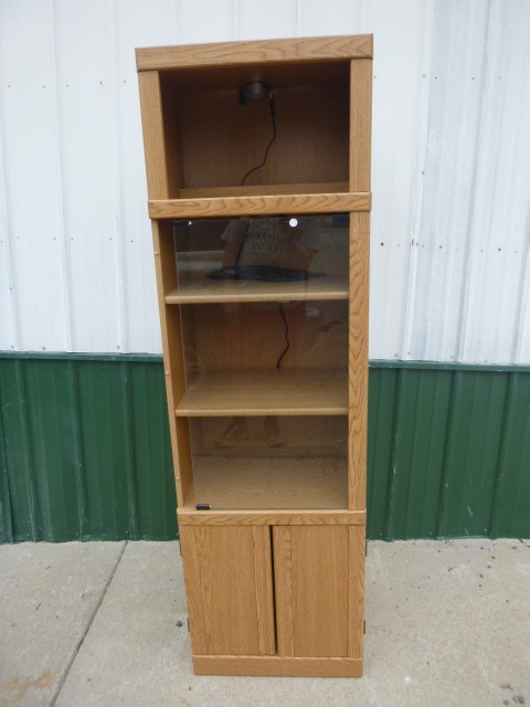 lot 226 image: Cabinet