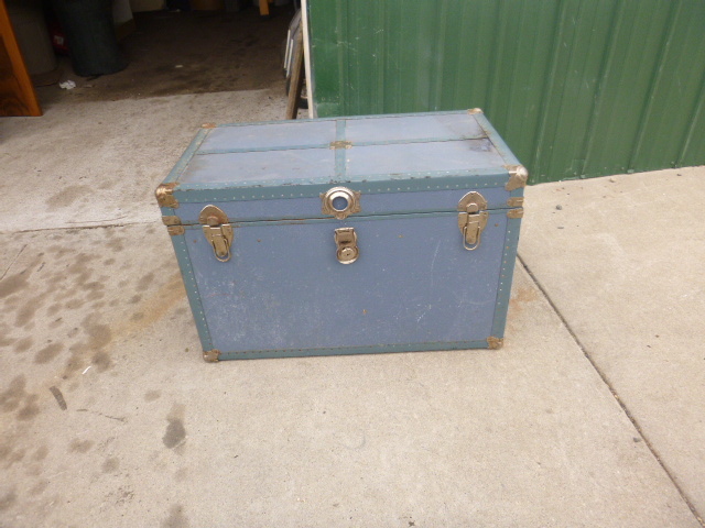lot 230 image: Storage Trunk