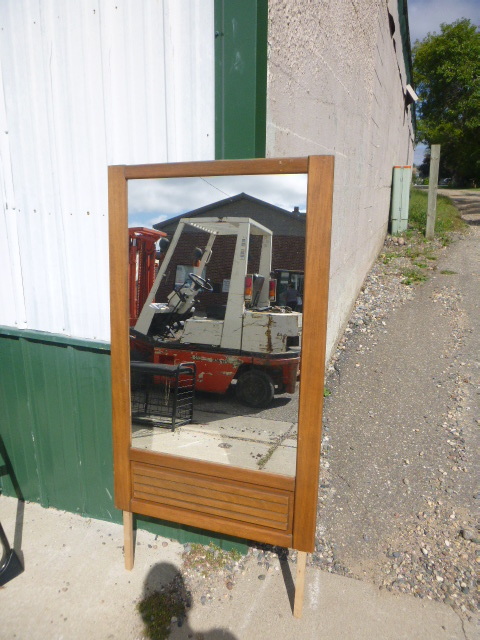 lot 240 image: Dresser Mirror
