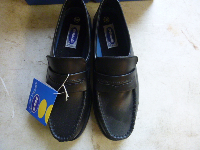 lot 317 image: Dr. Scholls Shoes