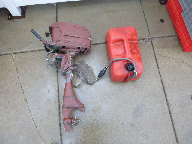 lot 322 image: Clinton Outboard Motor
