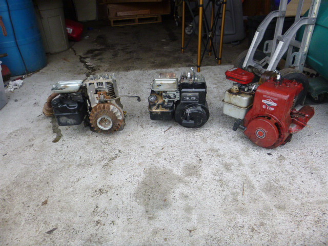 lot 335 image: 3 Small Engines