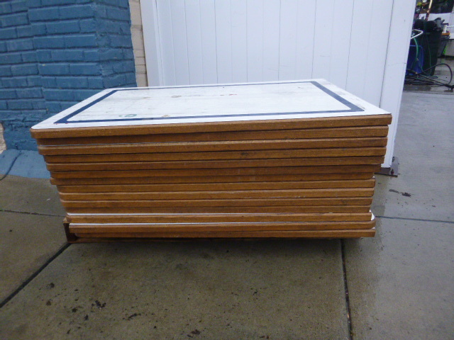 lot 346 image: 14 Table Tops