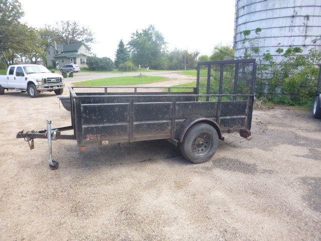 lot 3 image: 2000 Big Tex Trailer