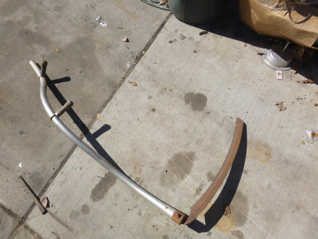 lot 360 image: Aluminum Sythe