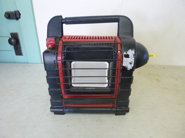 lot 391 image: Mister Heater Propane Heater