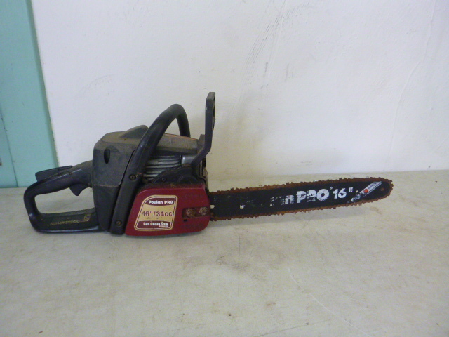 lot 392 image: Poulan Pro Chain Saw