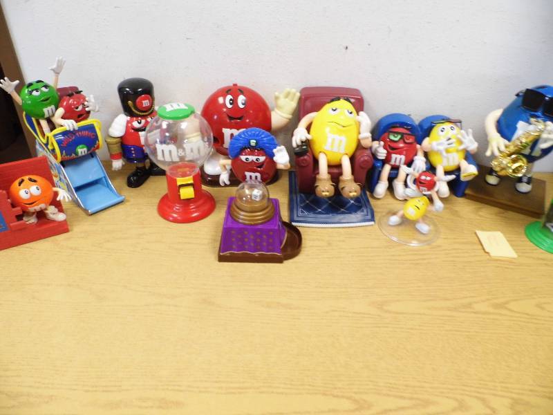 M&M Collectibles