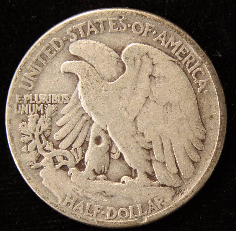 1944 WALKING LIBERTY SILVER HALF