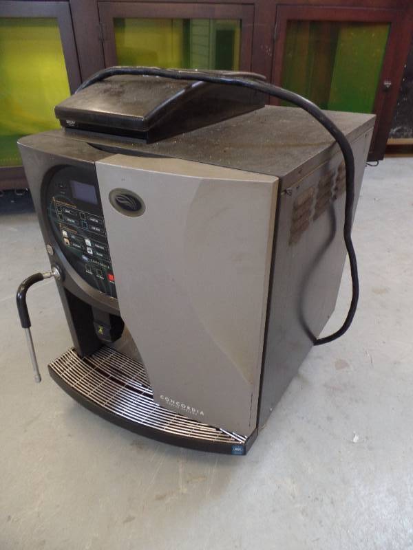 Coffee Machine with Grinder