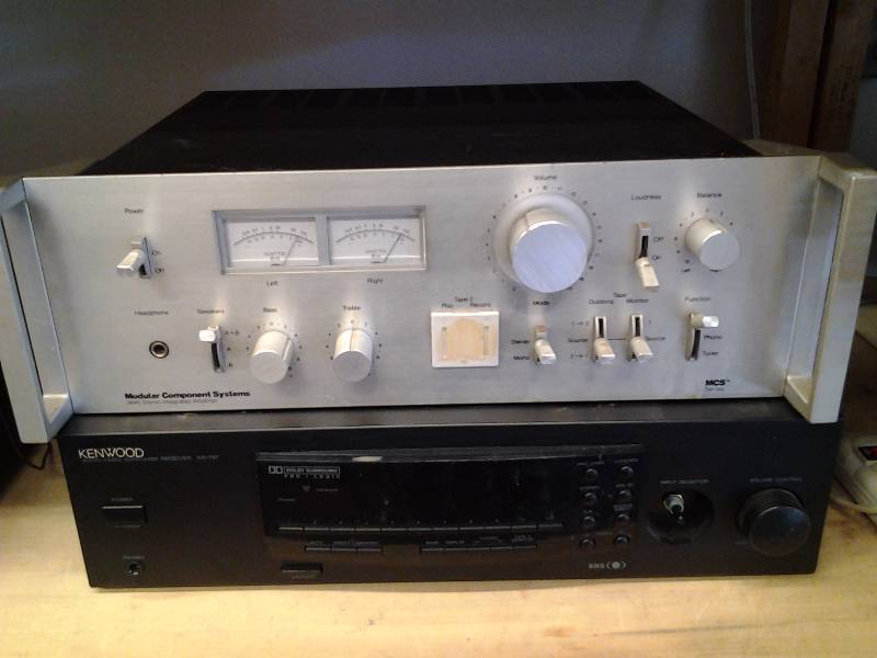 lot 5 image: Modular Component Systems 3845 Stereo Amp, Kenwood KR-797 AudioVideo Surround Sound Receiver