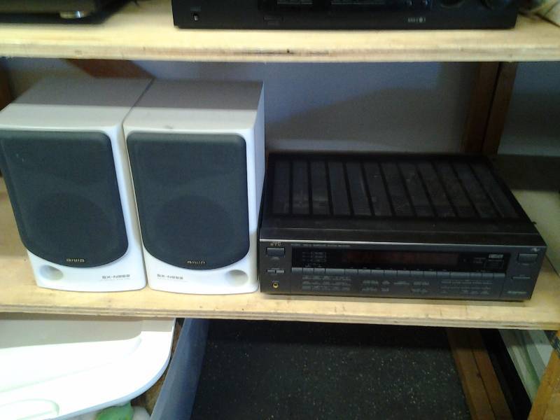 lot 8 image: JVC Surround Sound Receiver RV-507V, Pair Aiwa Speakers XX-N992